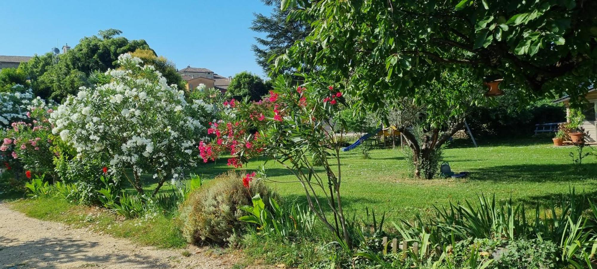 Chambre L'Orchidee Vallon-Pont-dʼArc Εξωτερικό φωτογραφία