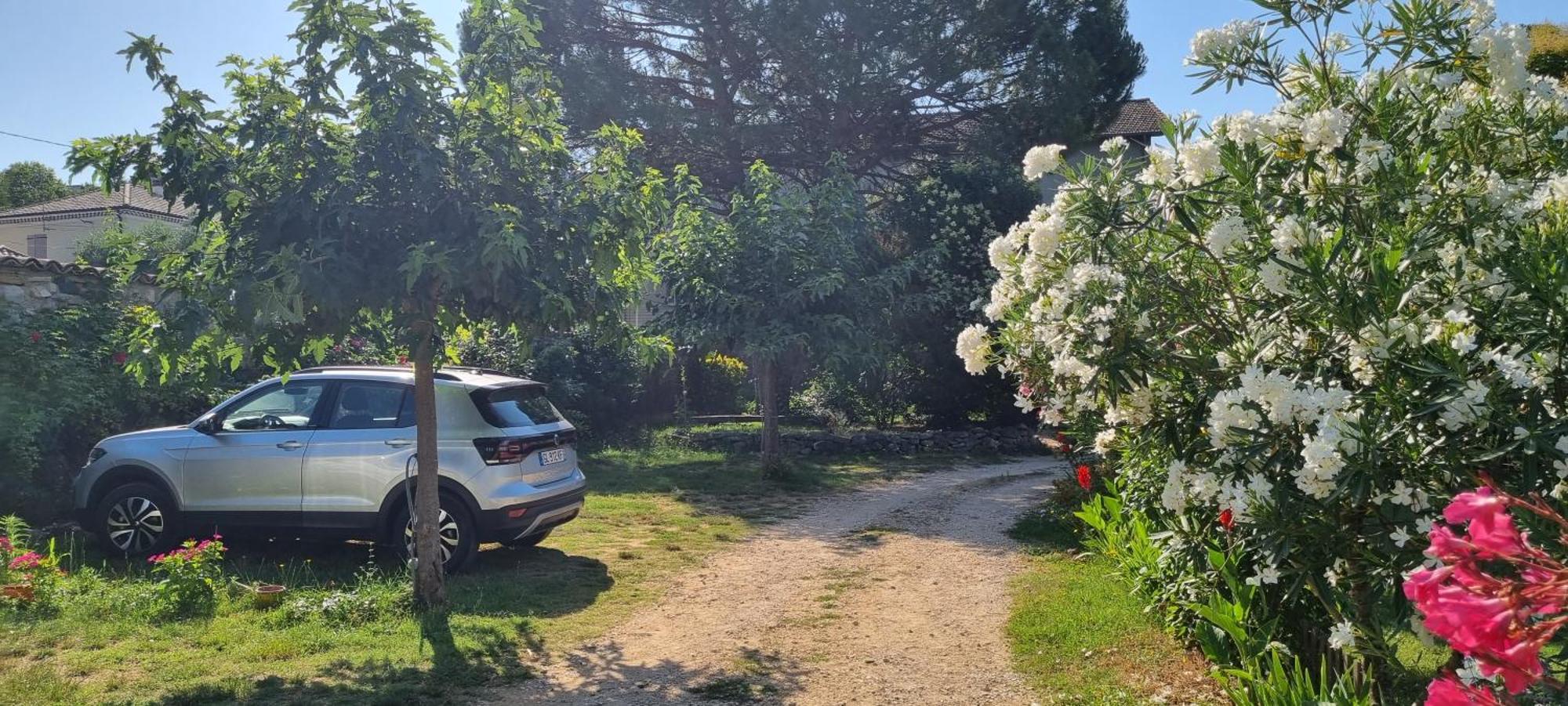 Chambre L'Orchidee Vallon-Pont-dʼArc Εξωτερικό φωτογραφία