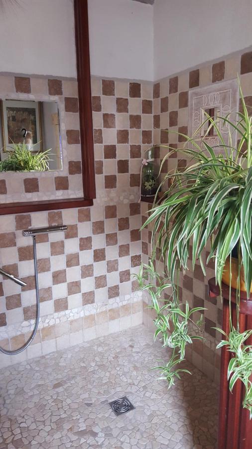 Chambre L'Orchidee Vallon-Pont-dʼArc Εξωτερικό φωτογραφία
